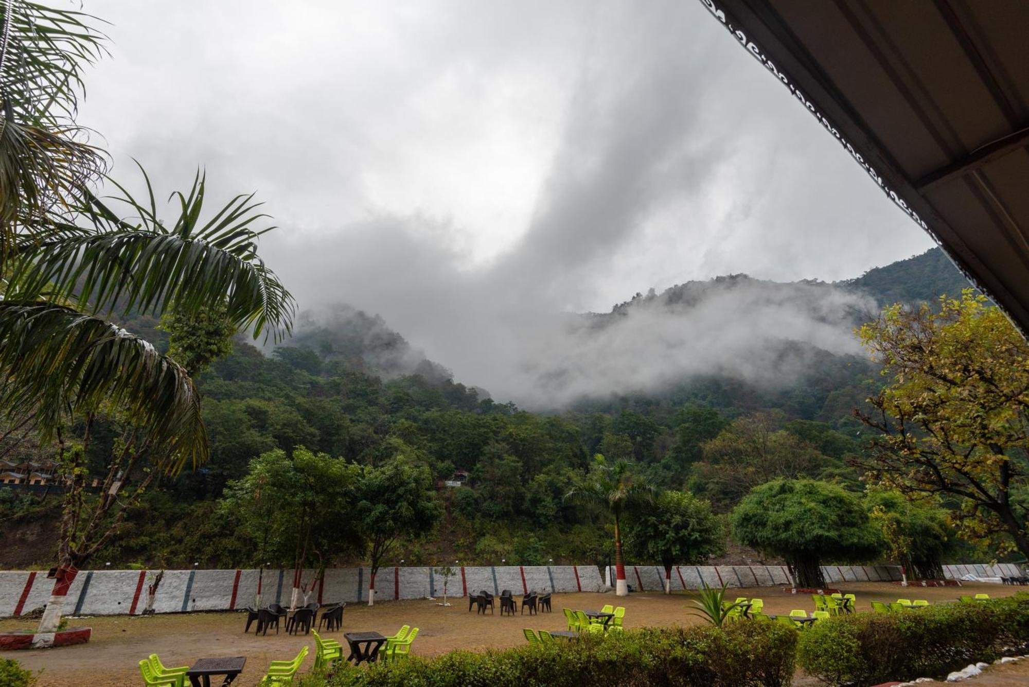 River Valley Resort Rishīkesh Buitenkant foto
