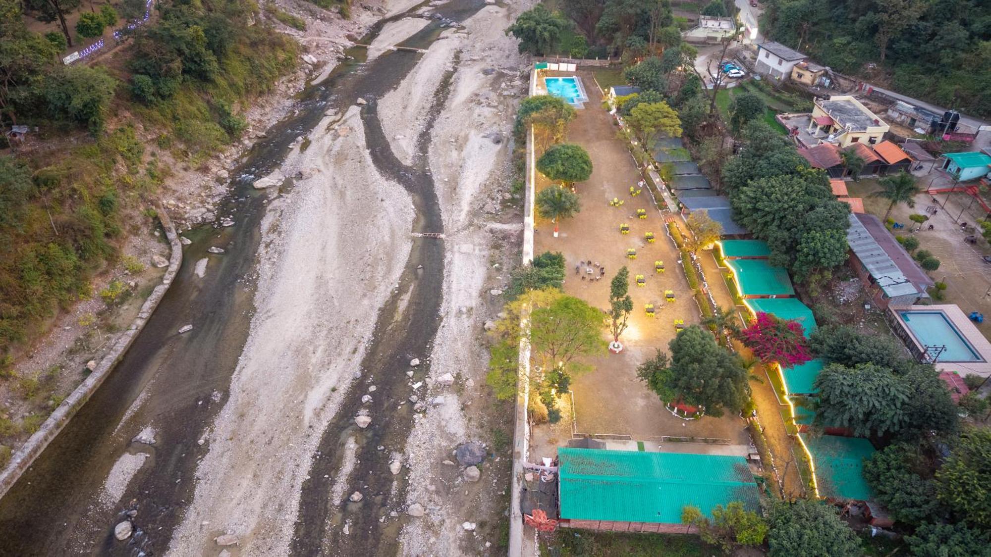 River Valley Resort Rishīkesh Buitenkant foto